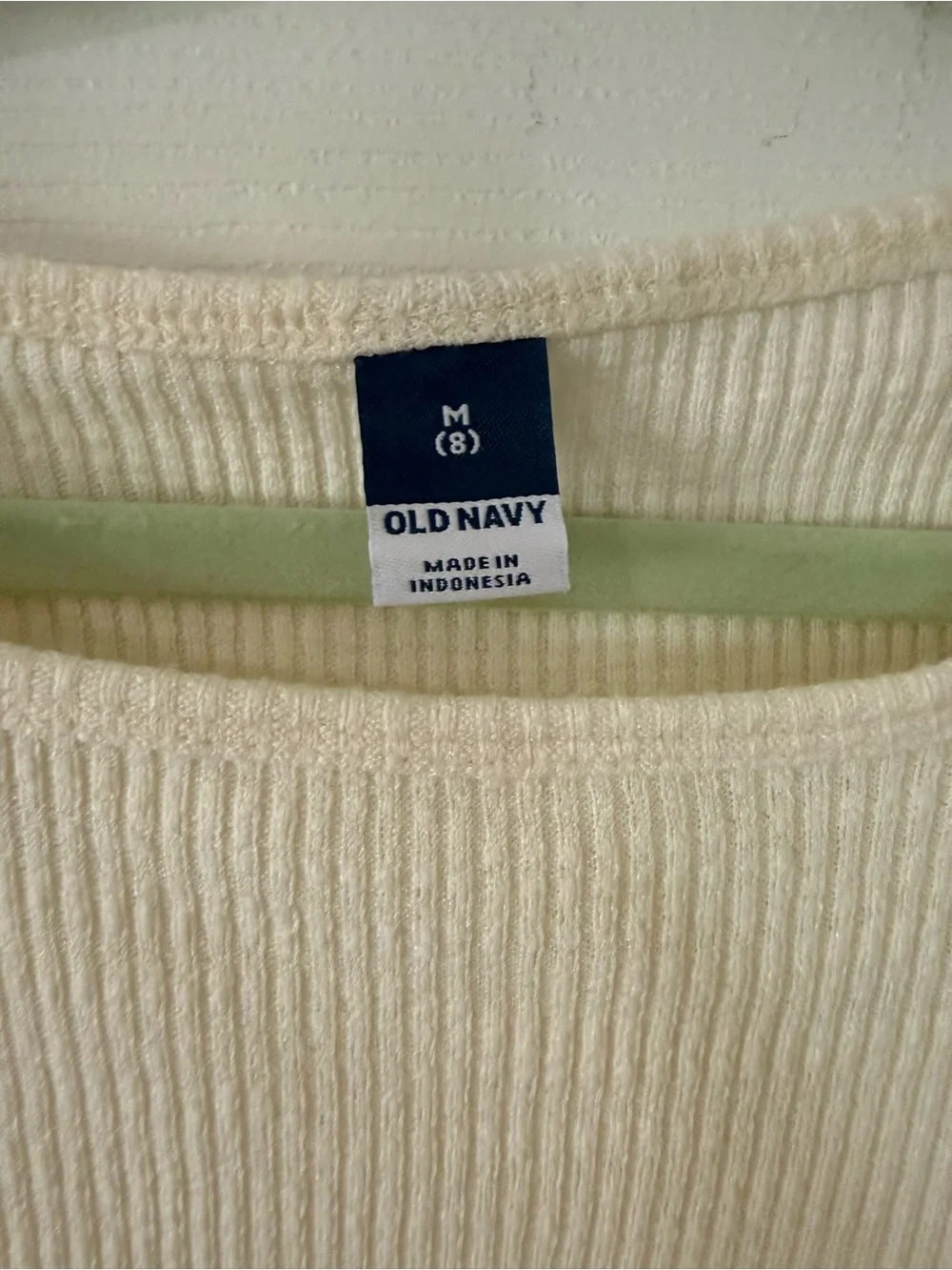 Old Navy Girl’s Cream Ribbed Lettuce-Edge Short Sleeve Tee- Medium
